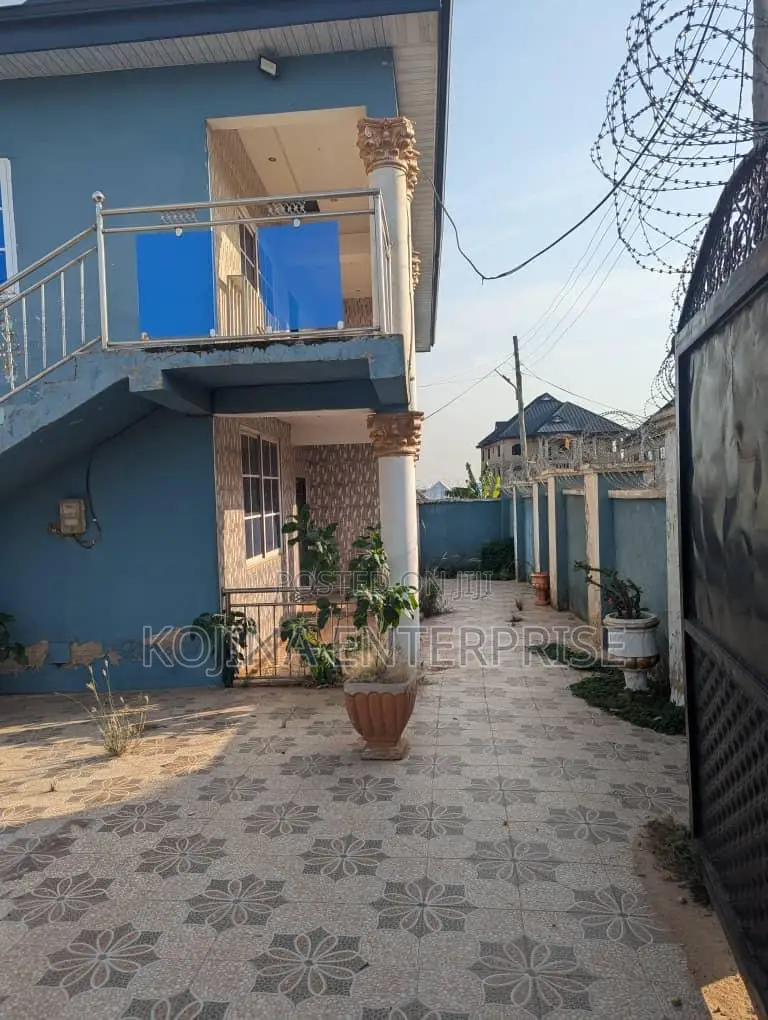 4bdrm House in Kronum Angel Adonko, Kumasi Metropolitan for sale in Kumasi Metropolitan