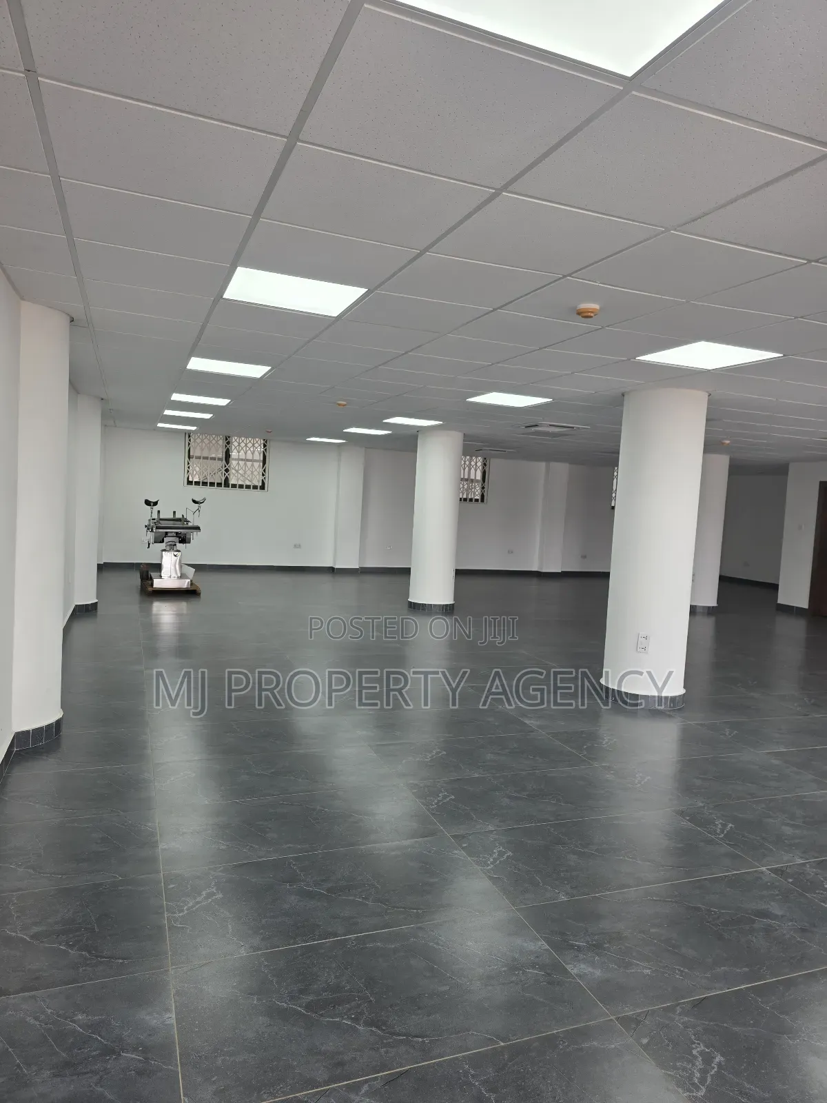 200 400 SQM Showroom/ Office Space in Kumasi Metropolitan
