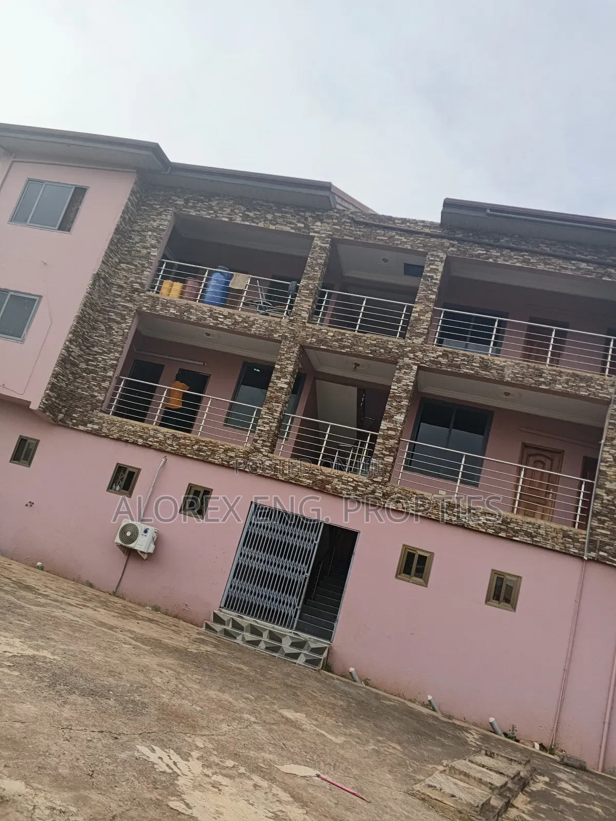 2bdrm Apartment in Ashieyie, Adenta for rent in Adenta