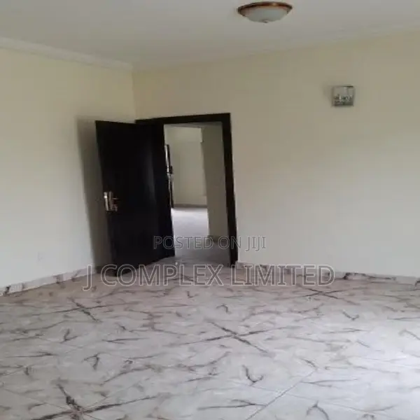 2bdrm Apartment in Trade Fair for rent in Trade Fair