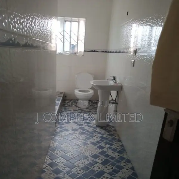 5bdrm House in Trade Fair for sale in Trade Fair