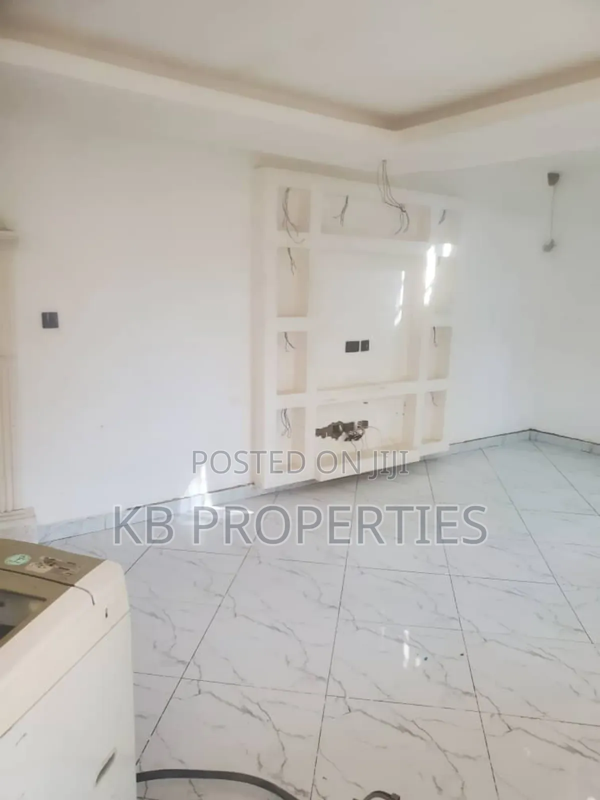 5bdrm House in Kb Properties, Spintex for rent in Spintex