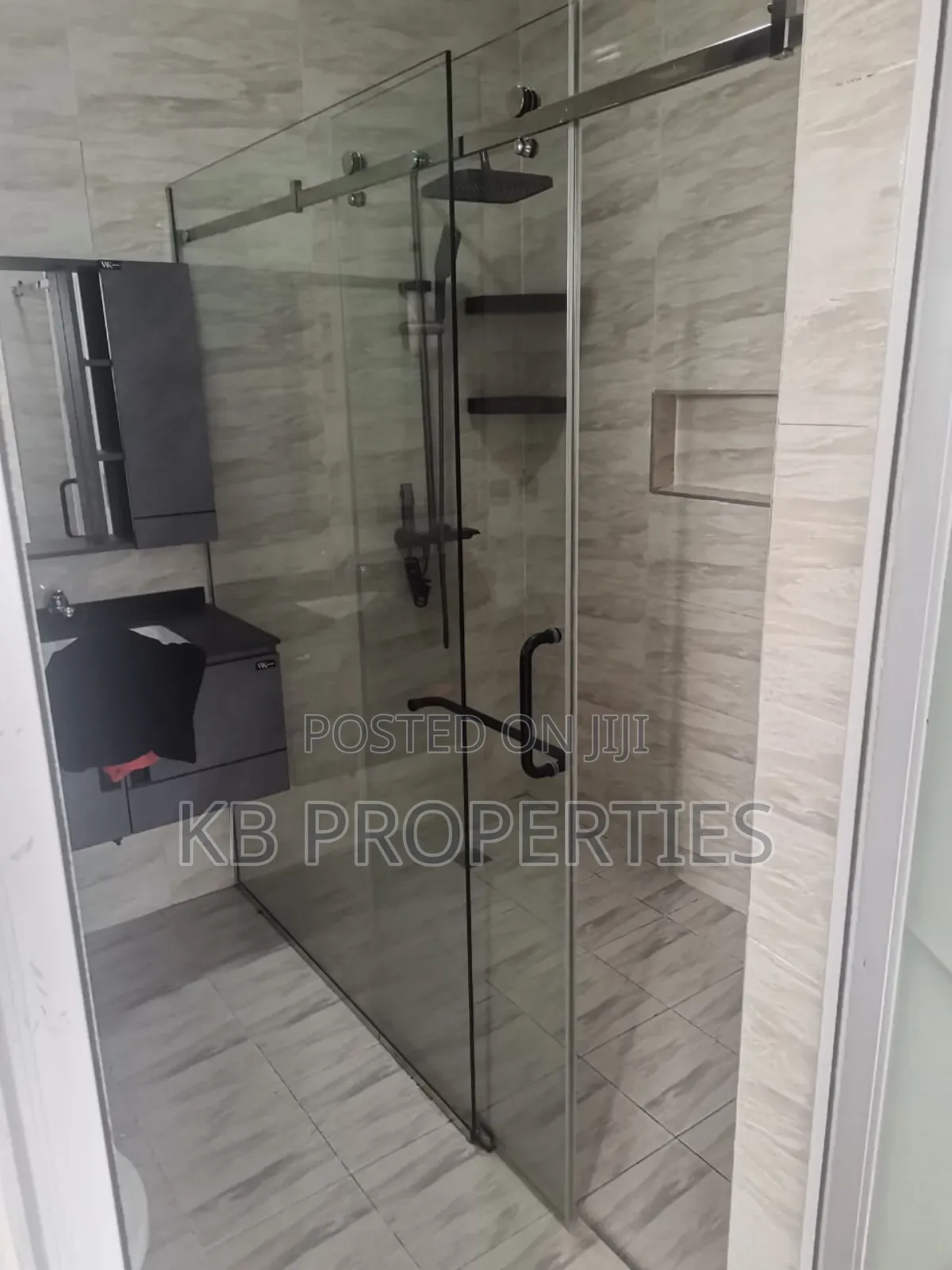 2bdrm Apartment in Kb Properties, Spintex for rent in Spintex