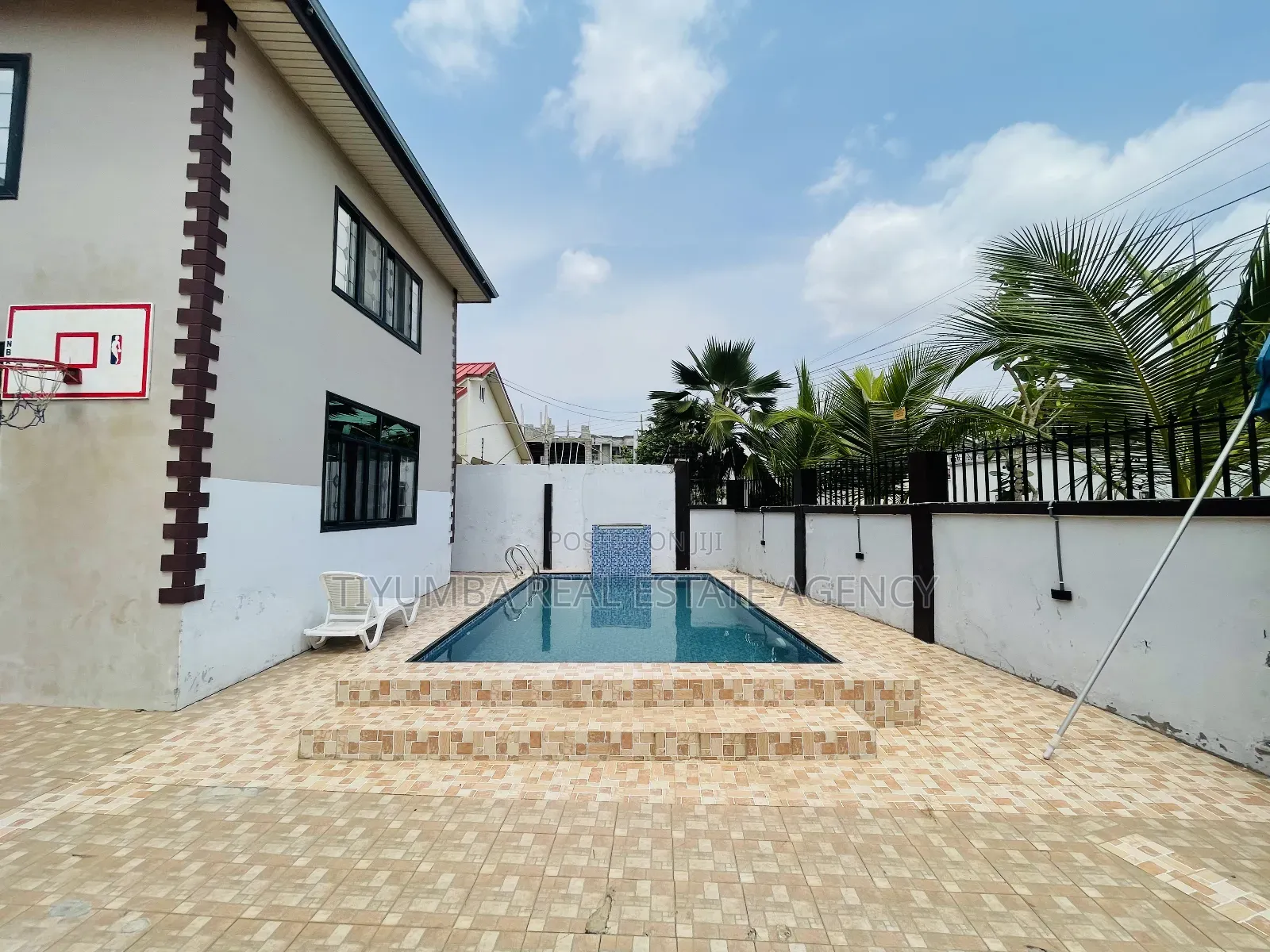 7bdrm House in Tiyumba Real Estate, East Legon for sale in East Legon