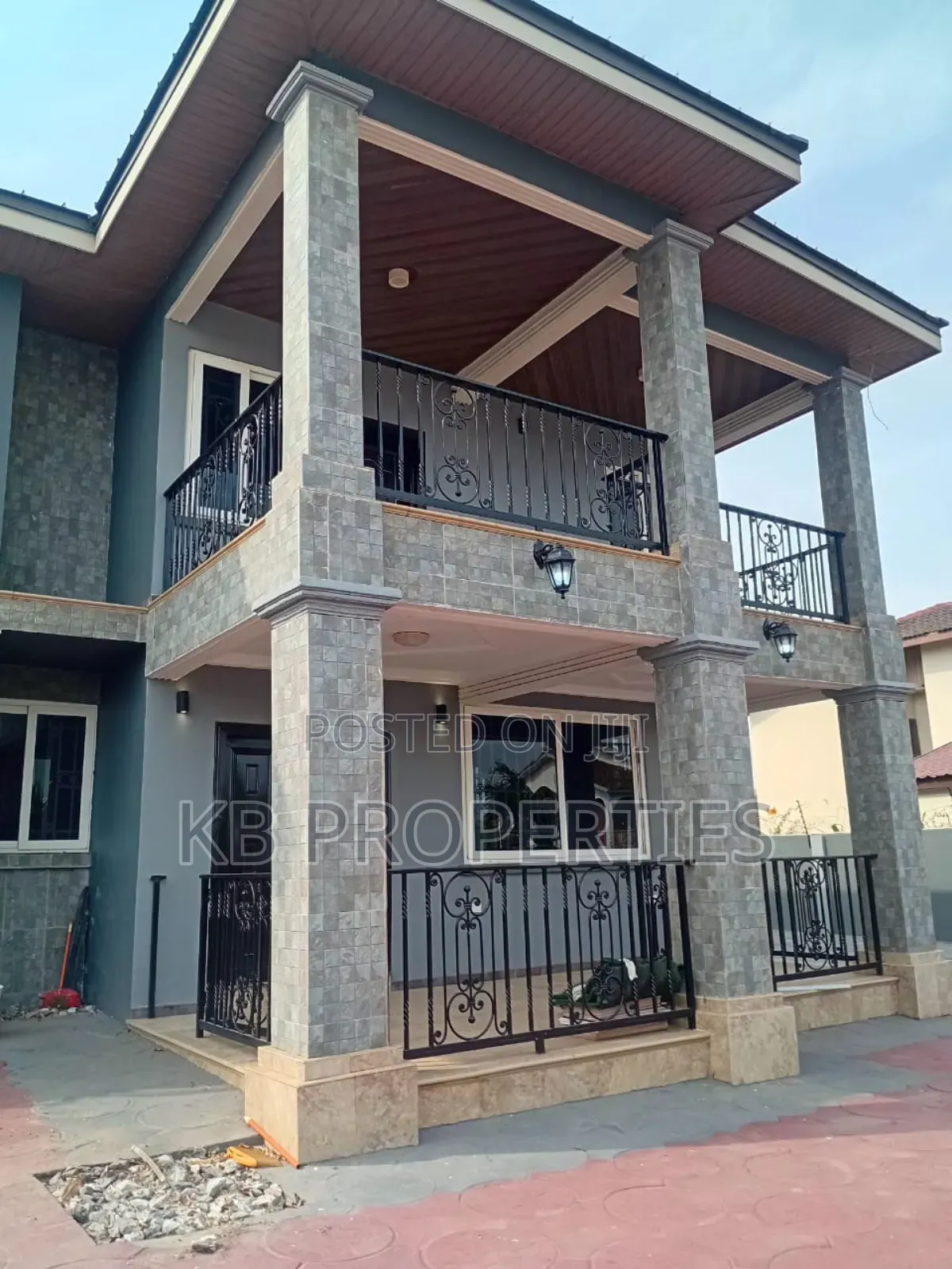 5bdrm Mansion in Kb Properties, Spintex for rent in Spintex