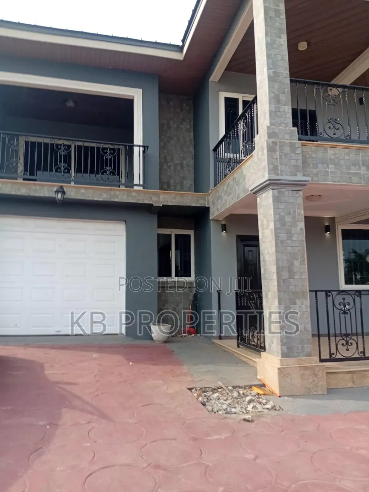 5bdrm Mansion in Kb Properties, Spintex for rent in Spintex