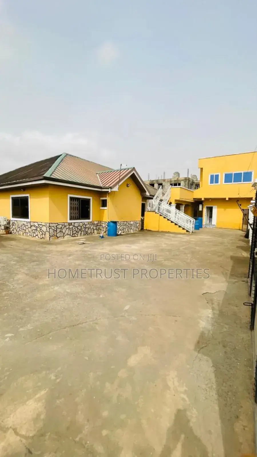 5bdrm House in Hometrust Properties, Ablekuma for sale in Ablekuma