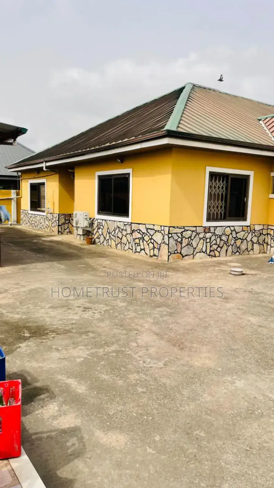 5bdrm House in Hometrust Properties, Ablekuma for sale in Ablekuma