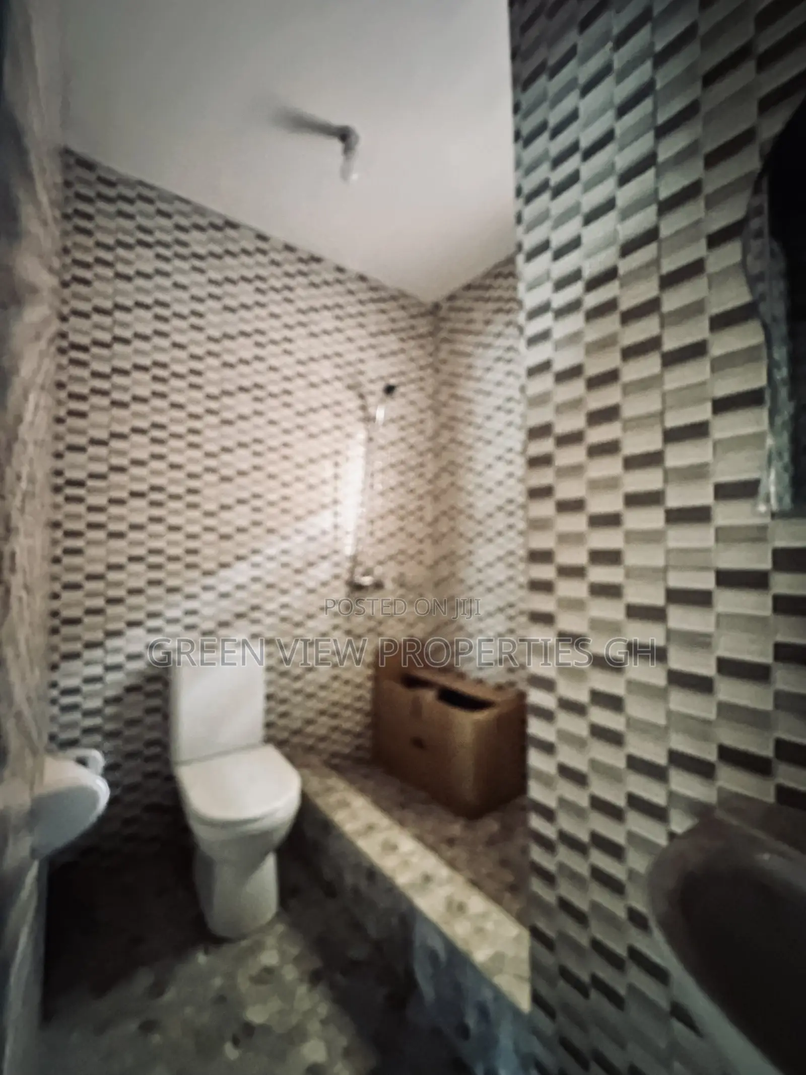 1bdrm Room & Parlour in West Hills Mall Area for rent in West Hills Mall Area