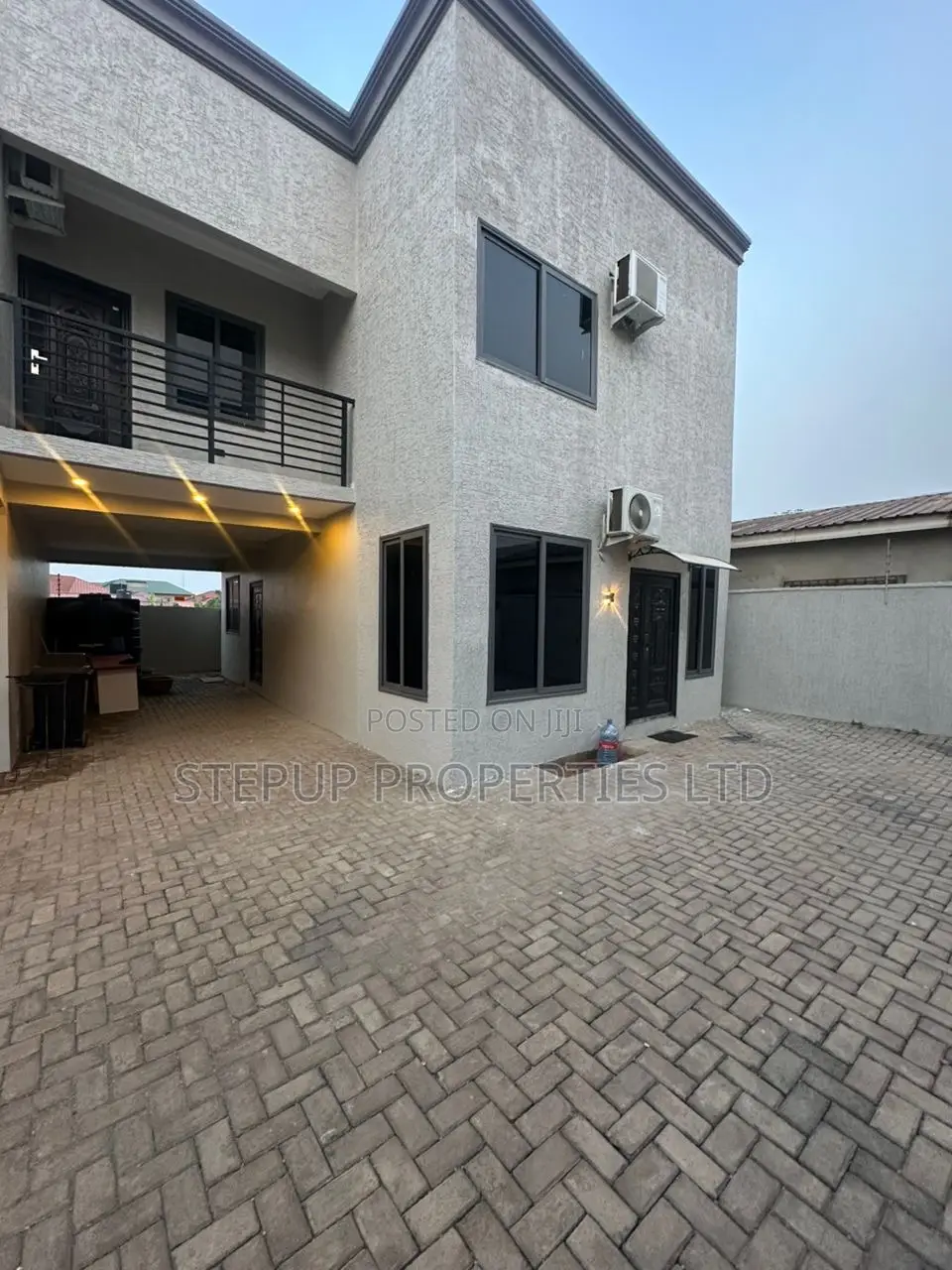 3bdrm Townhouse / Terrace in Lakeside for rent in Lake Side Estate