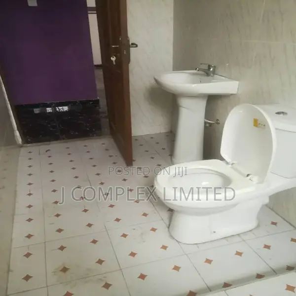 2bdrm Apartment in Osu Ako-Adjei for rent in Osu Ako-Adjei