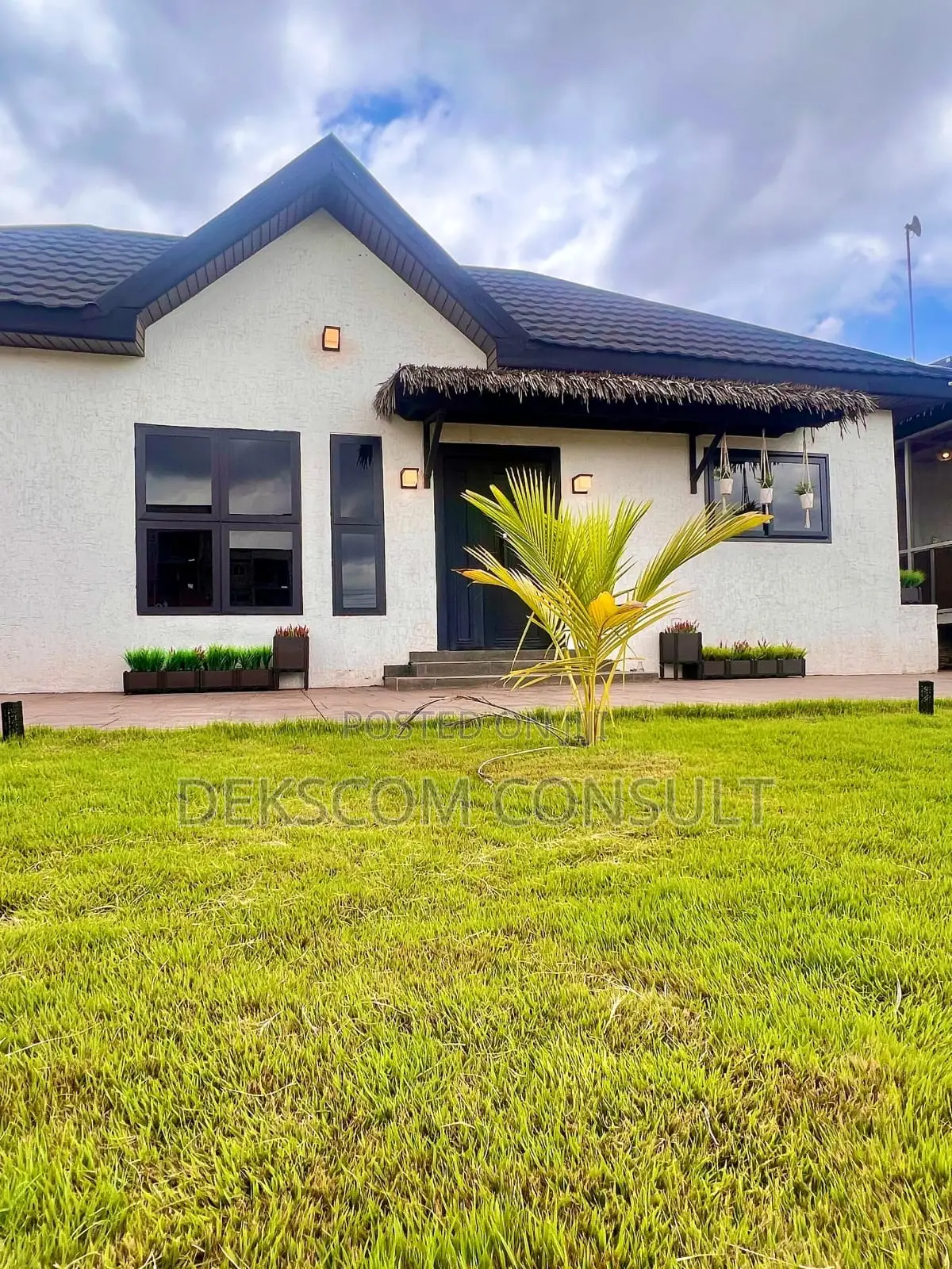 Furnished 2bdrm House in East Legon for rent in East Legon
