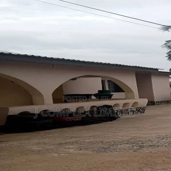 3bdrm House in Nyaniba Estate for sale in Nyaniba Estate