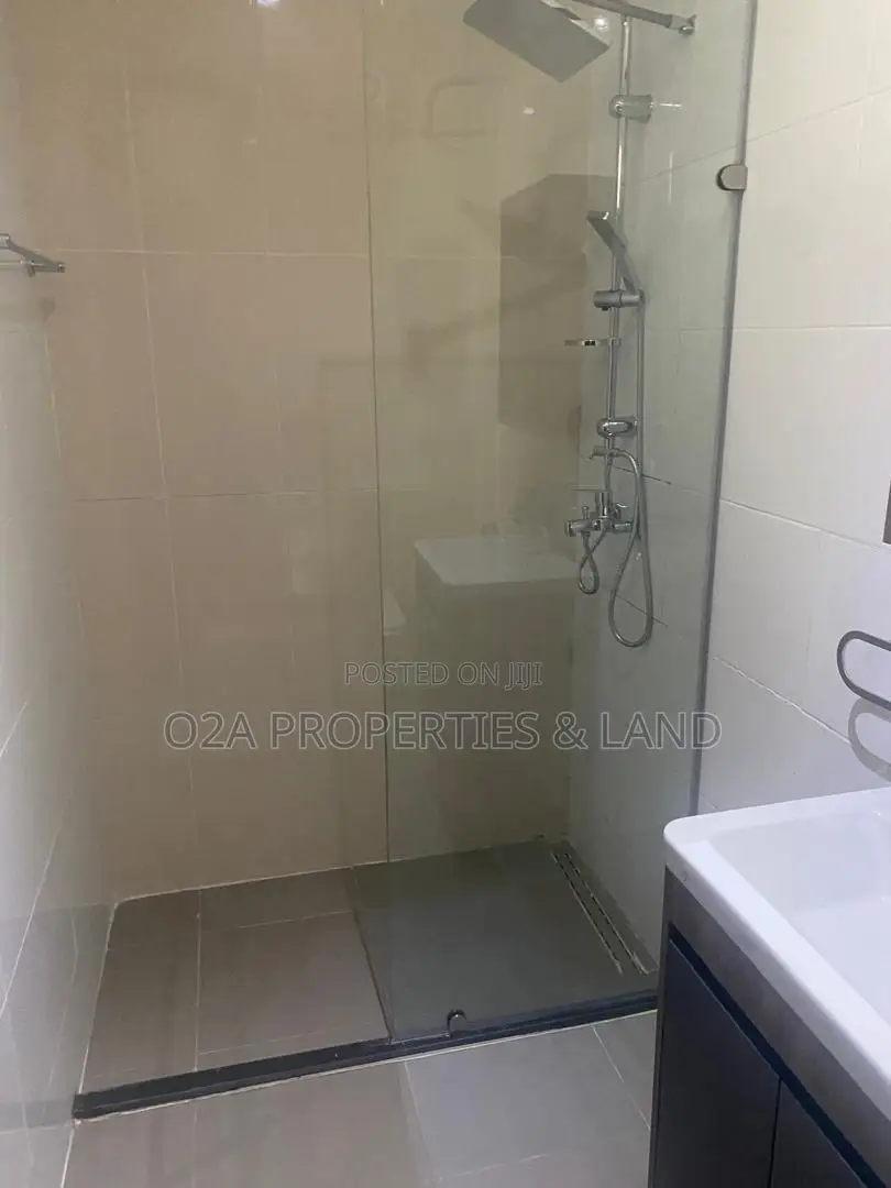 2bdrm Apartment in Cantonments, Acquinas for sale in Acquinas