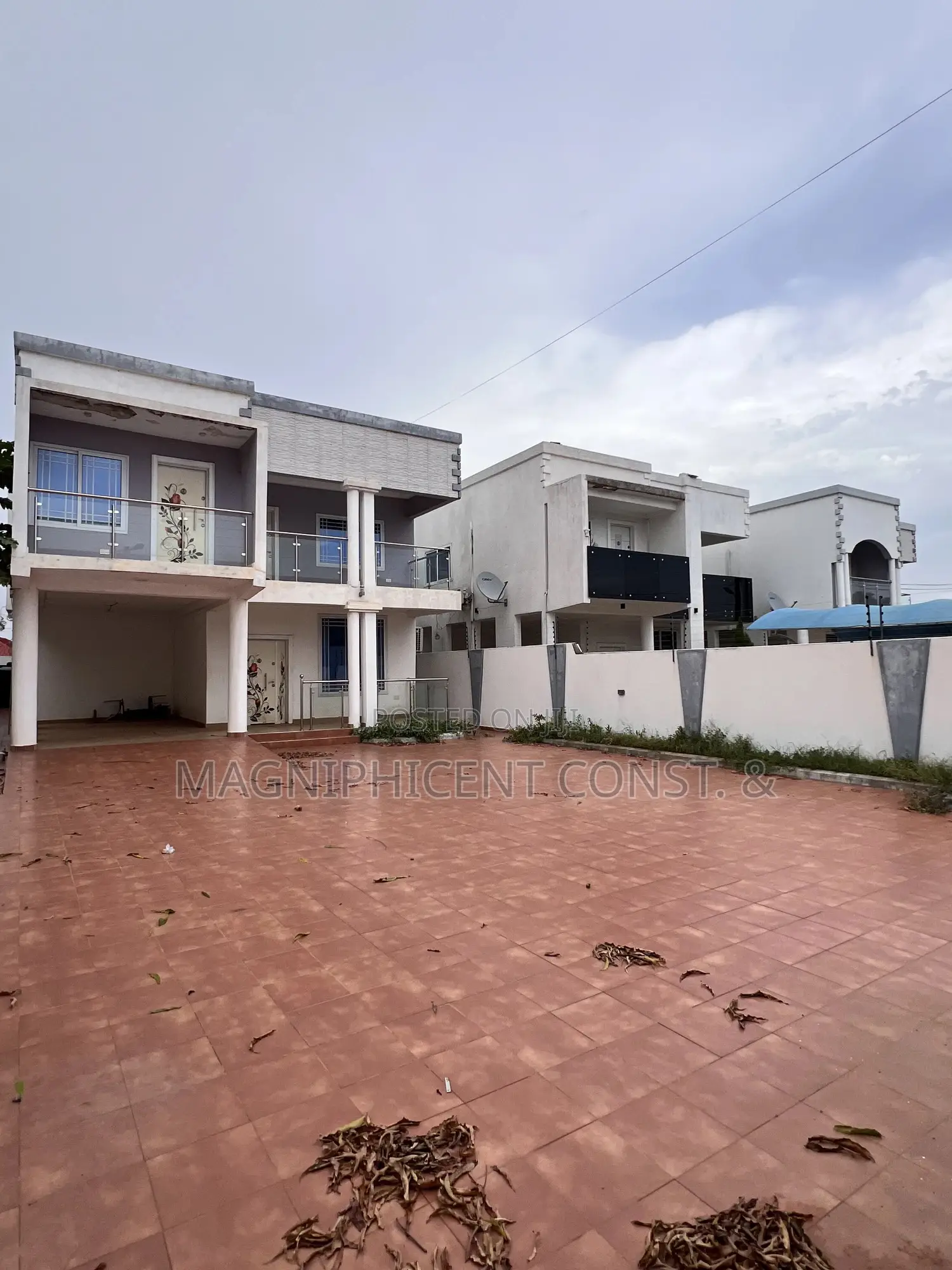 4bdrm Duplex in Lakeside Estates, Ashaley Botwe for rent in Ashaley Botwe