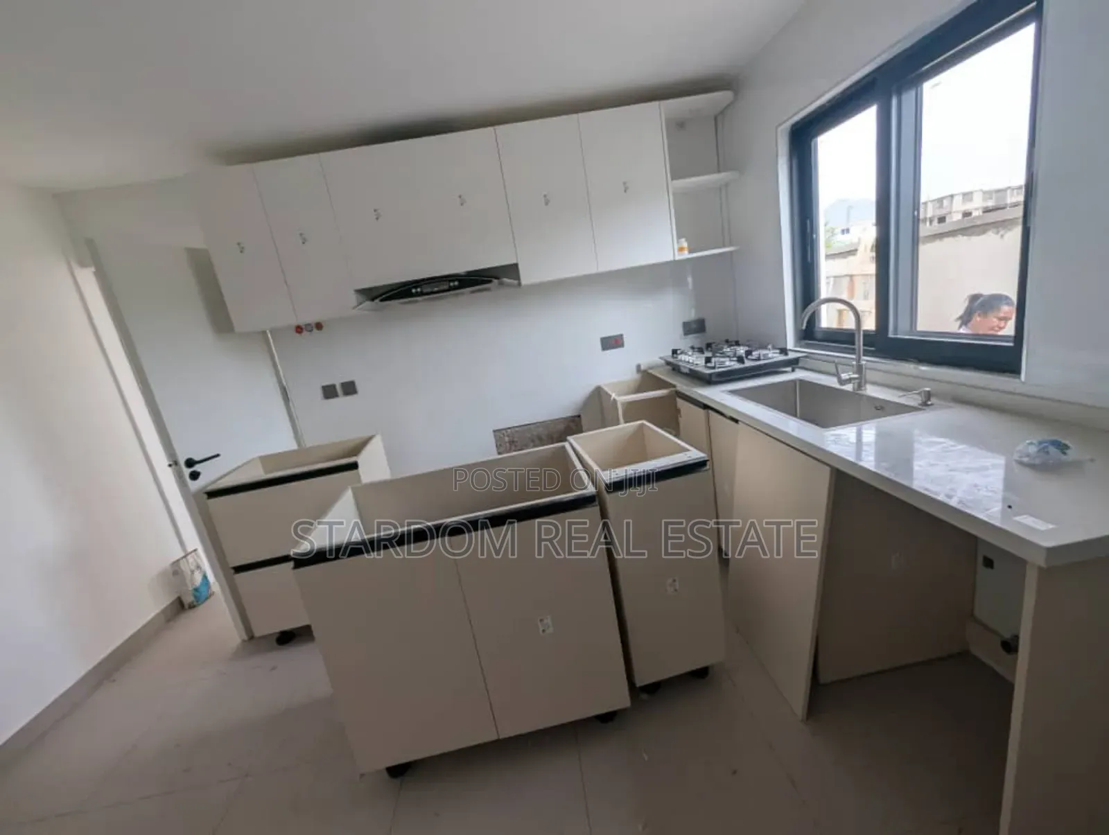 3bdrm Townhouse/Terrace in Achimota for sale in Achimota