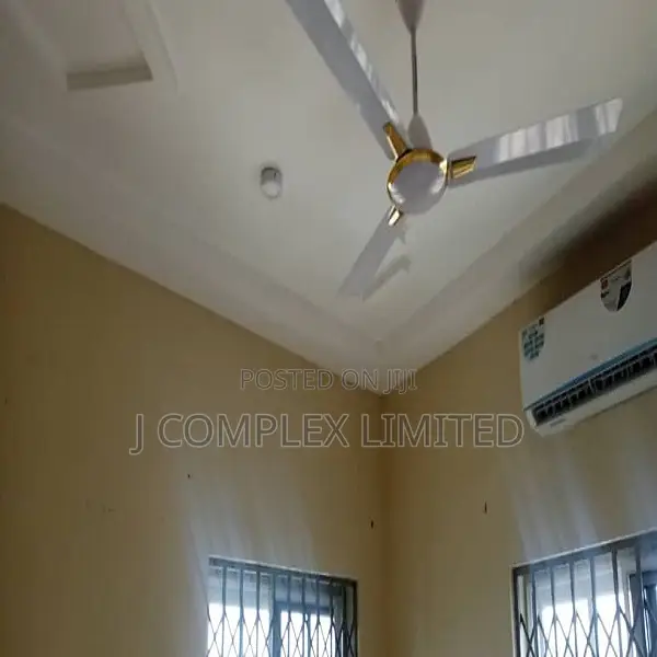 3bdrm Apartment in Nyaniba Estate for rent in Nyaniba Estate