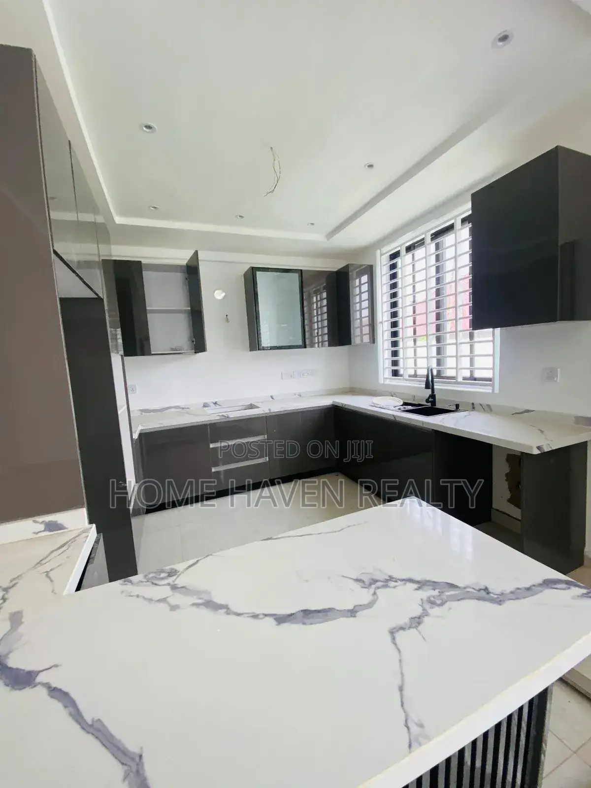 4bdrm House in Oyarifa for sale in Oyarifa