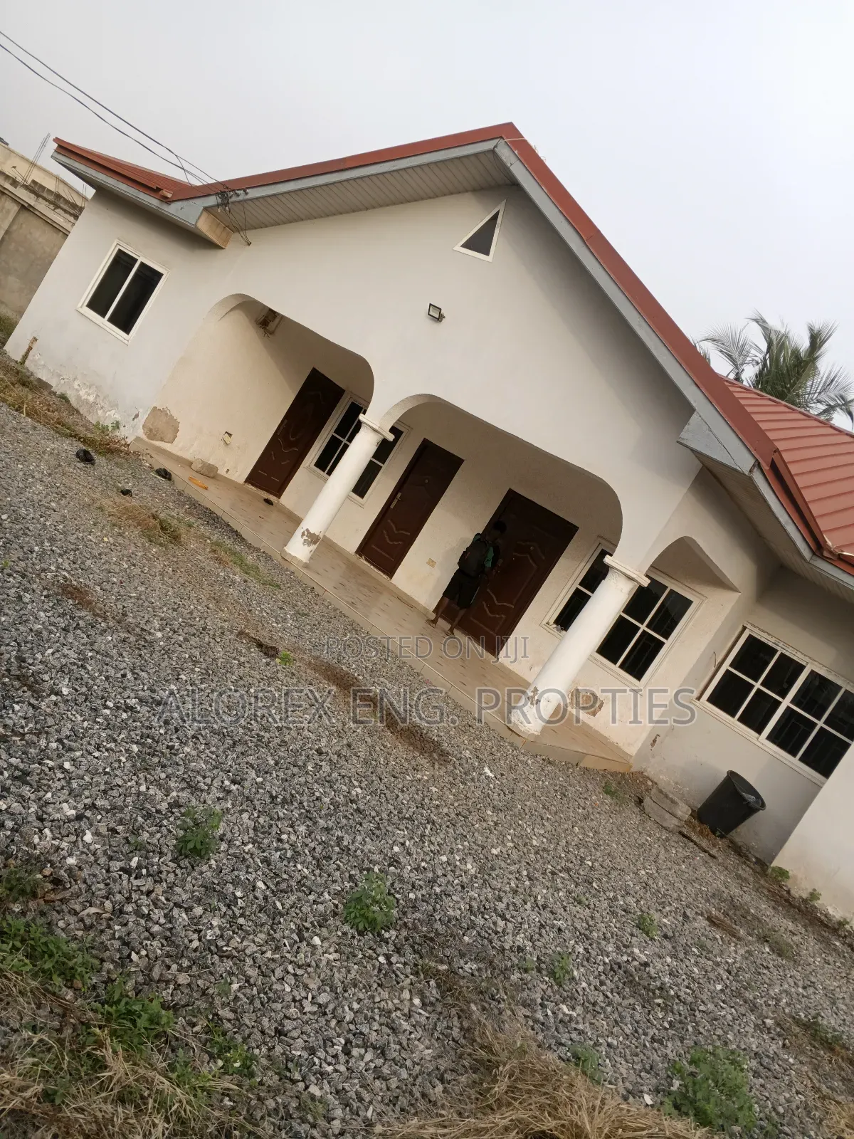 4bdrm House in Amrahia, Adenta for rent in Adenta