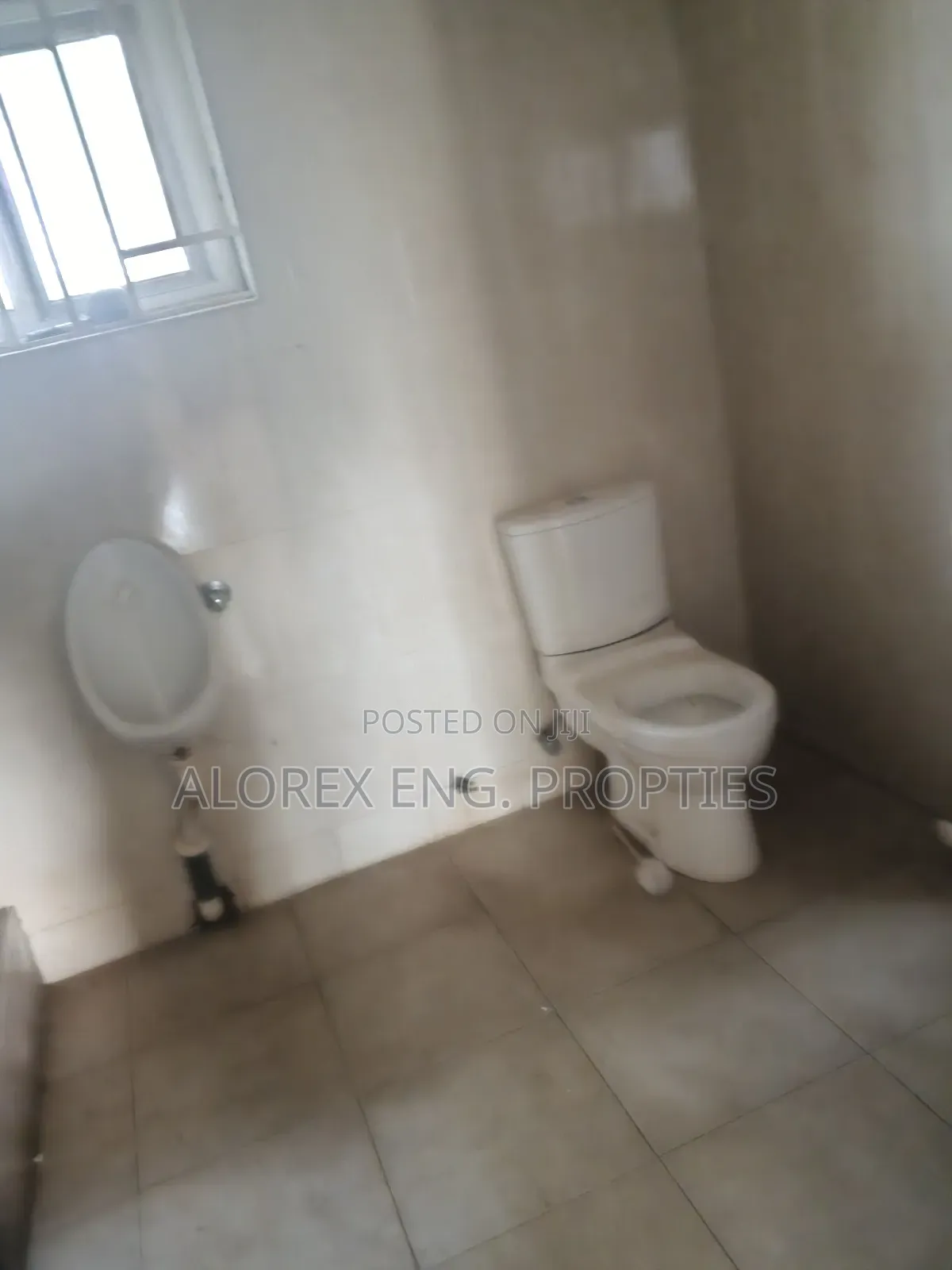 4bdrm House in Amrahia, Adenta for rent in Adenta
