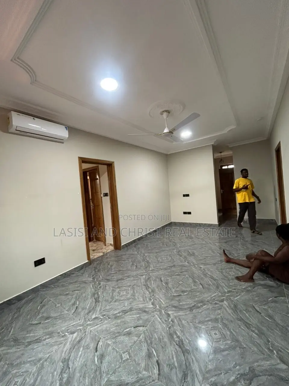 2bdrm Apartment in Lasisi And Christ, Ablekuma for rent in Ablekuma