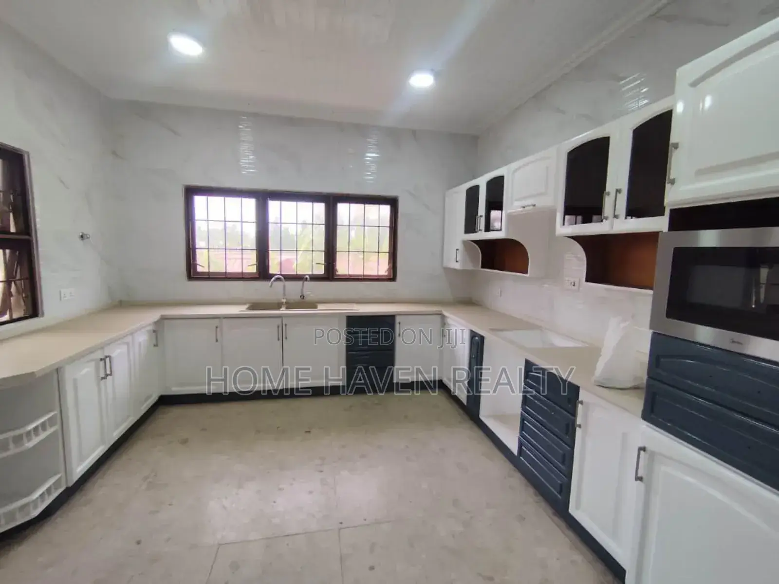 15bdrm House in Roman Ridge for rent in Roman Ridge