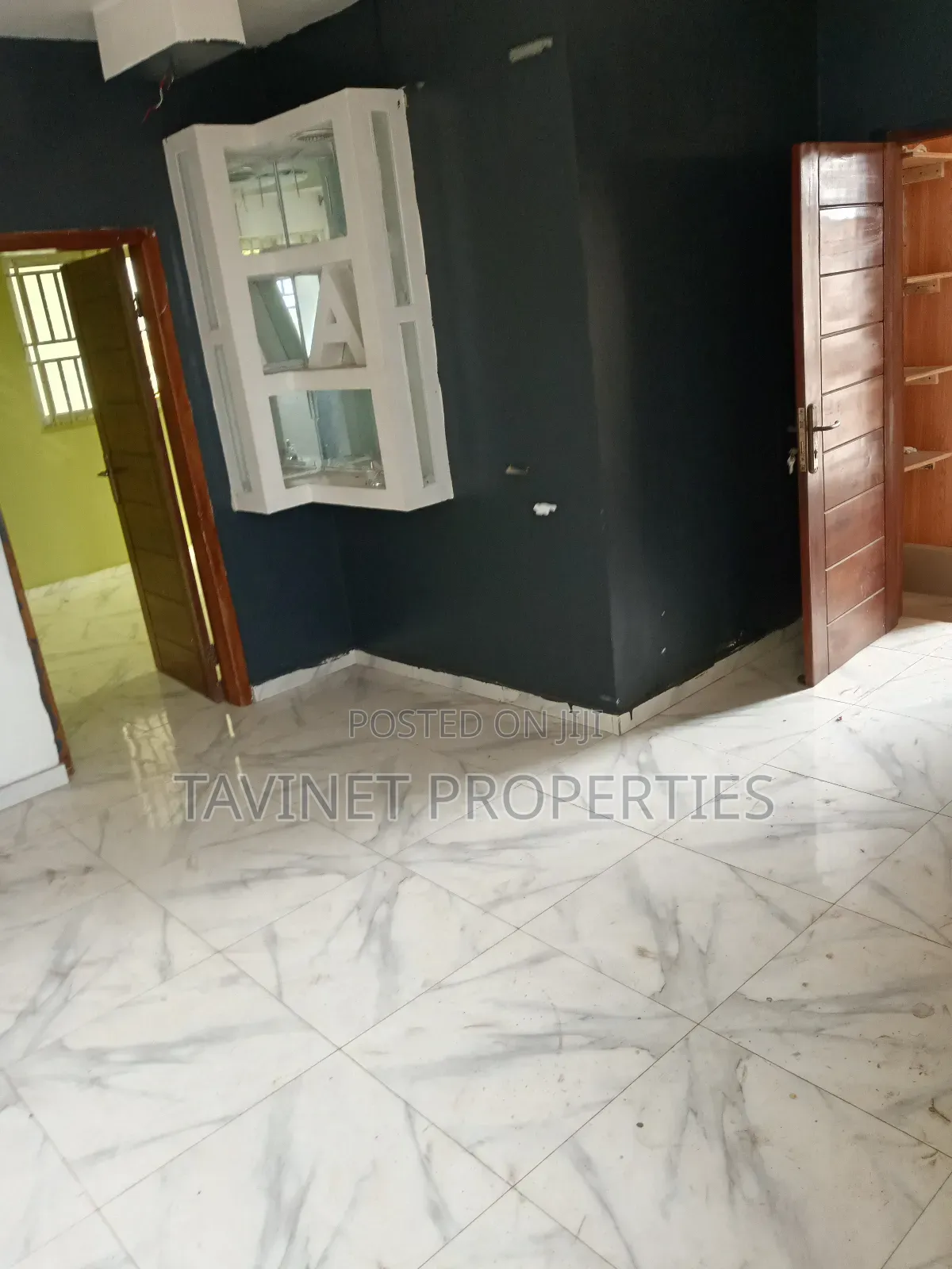 1bdrm Apartment in School Junction for rent in School Junction