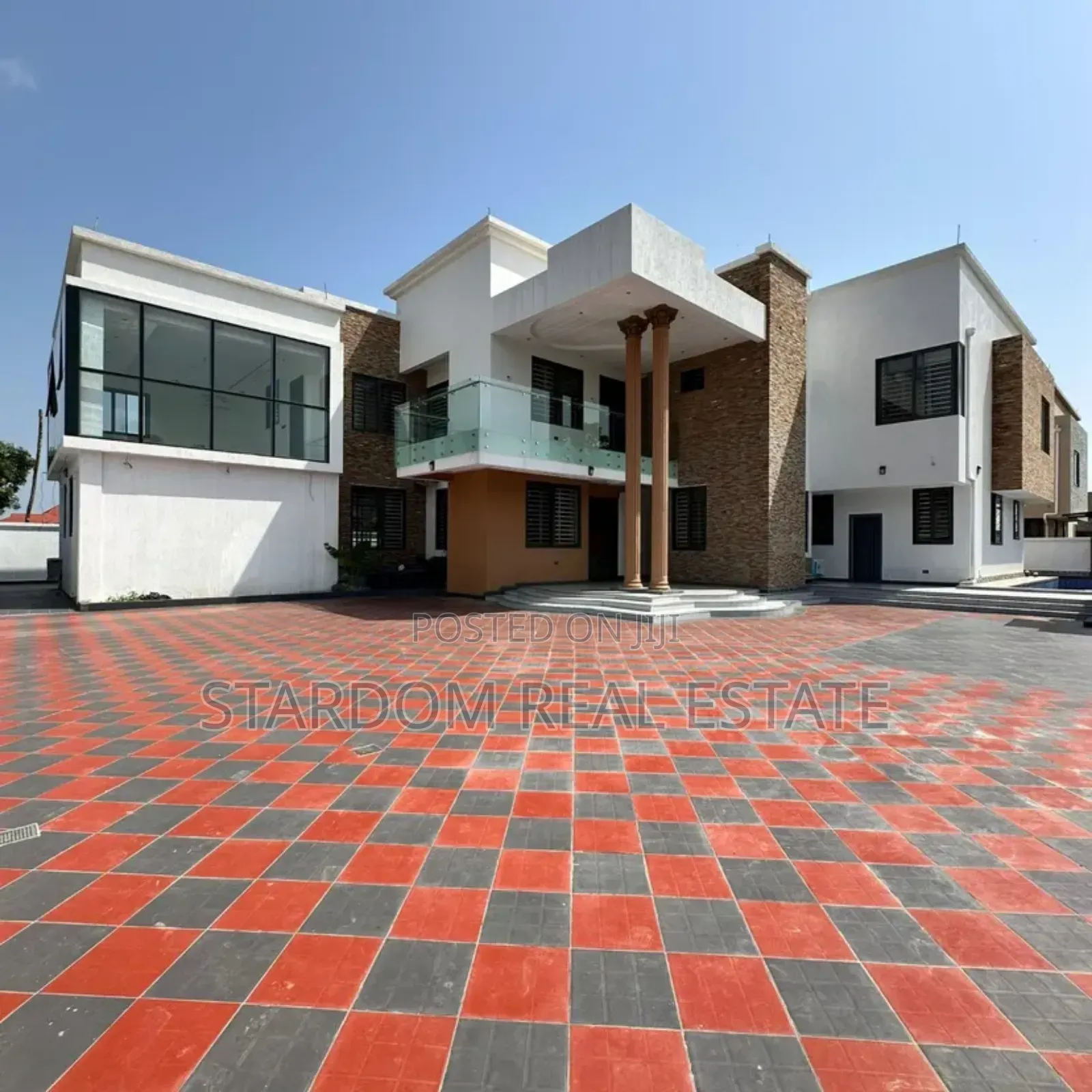 6bdrm Mansion in West Trassaco, East Legon for sale in East Legon