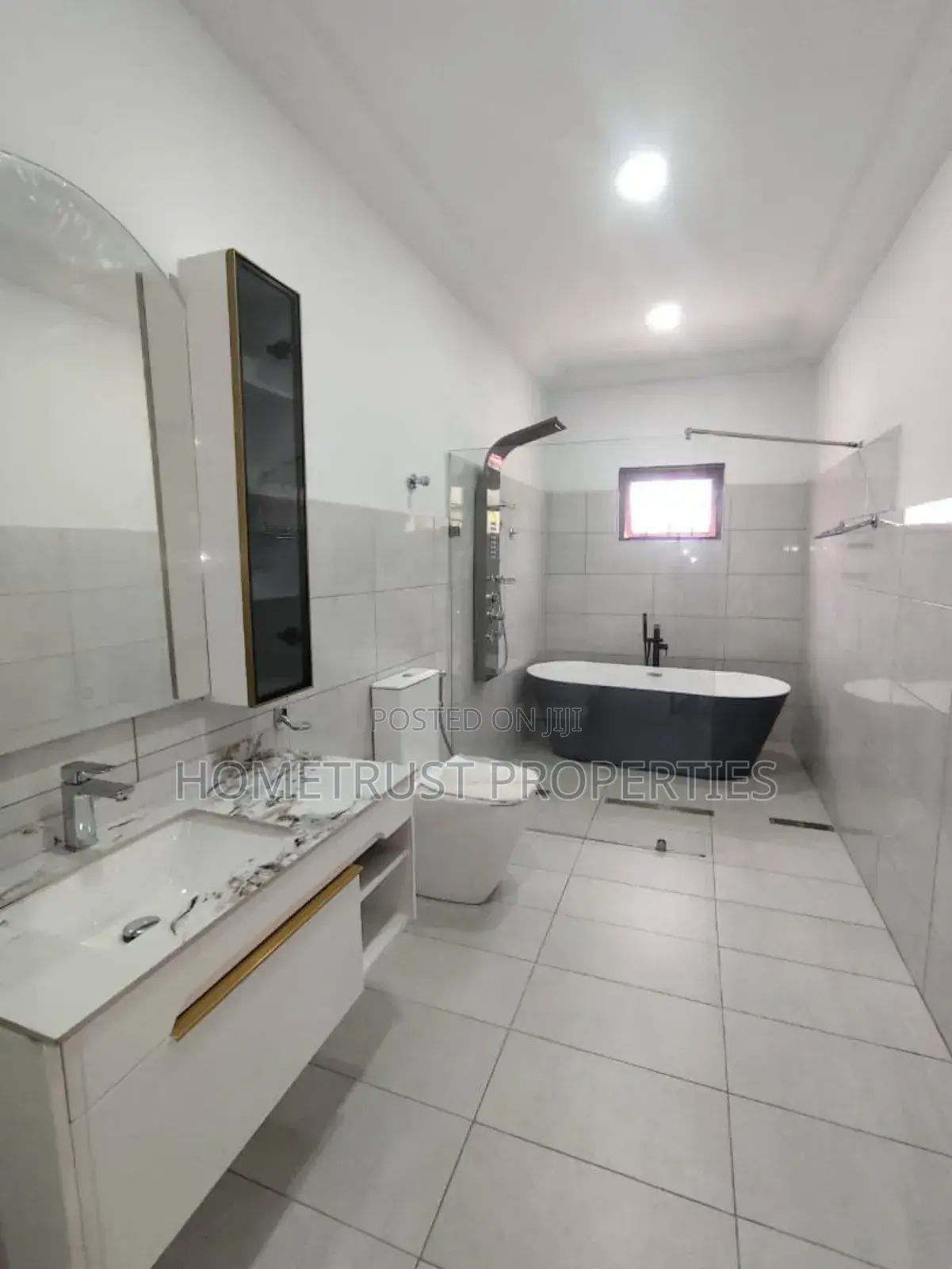 15bdrm House in Hometrust Properties, Roman Ridge for rent in Roman Ridge