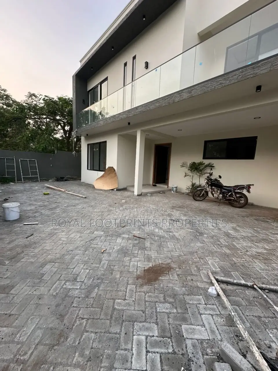 4bdrm House in Royal Footprints, East Legon for rent in East Legon