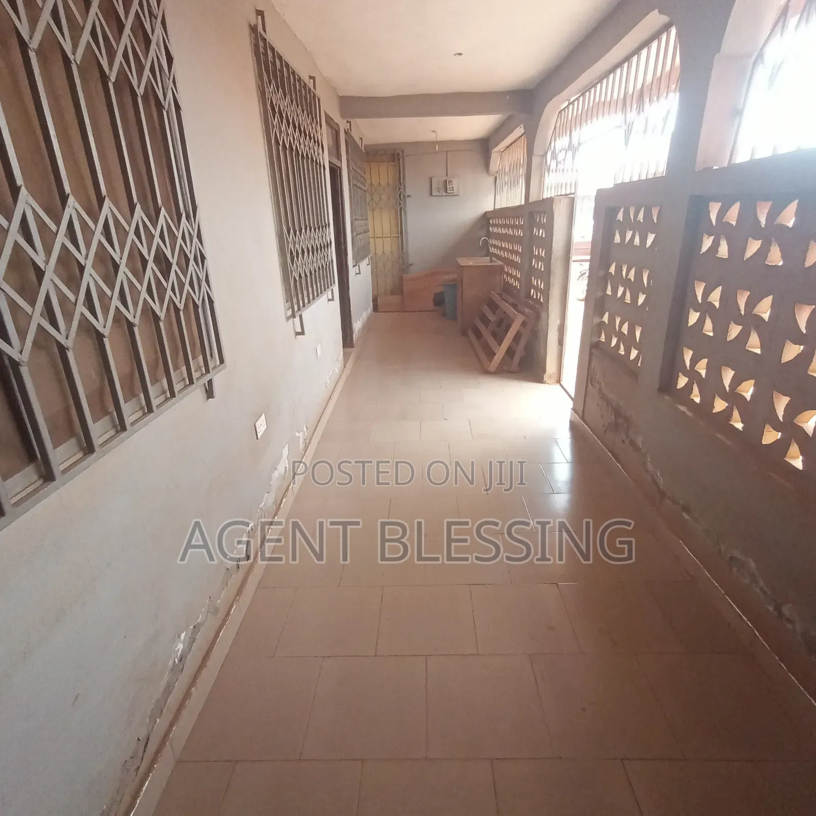 1bdrm Apartment in Golf City, Tema Metropolitan for rent in Tema Metropolitan
