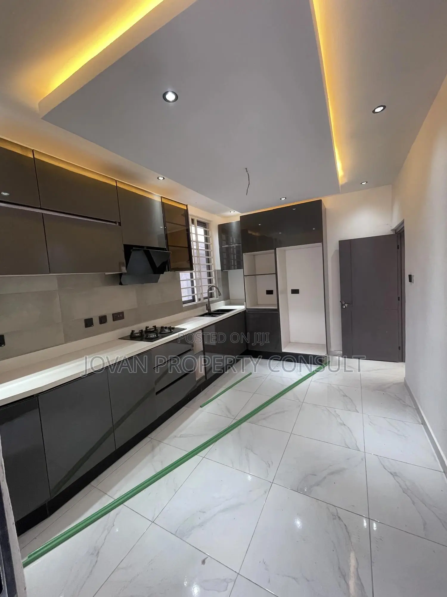 4bdrm House in Pokuase Acp for sale in Pokuase