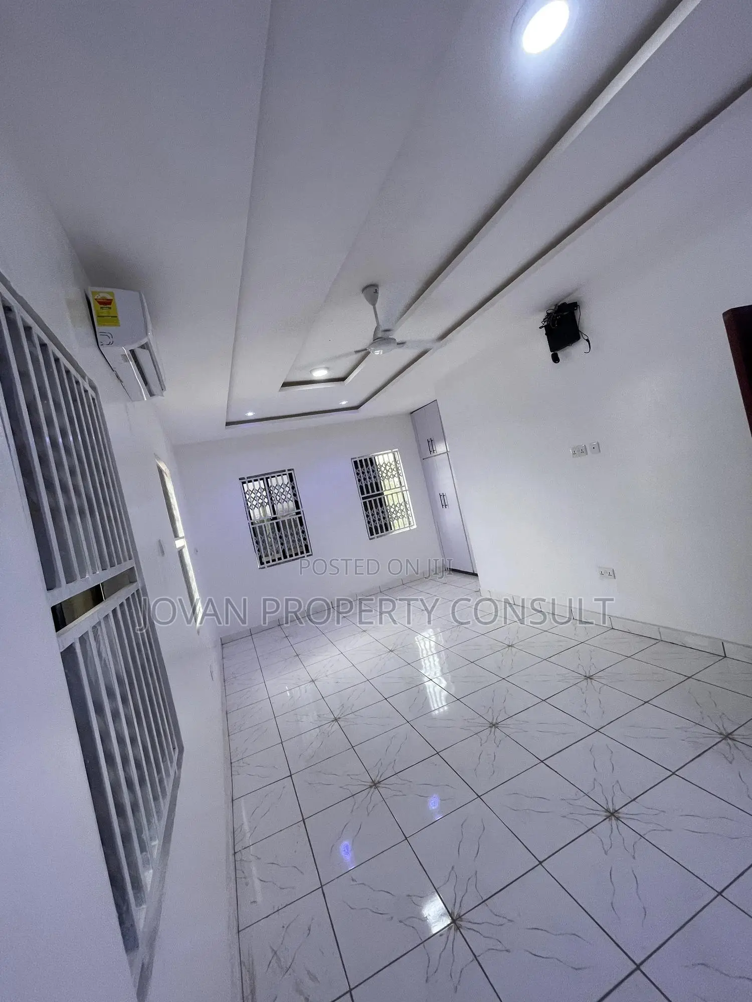 3bdrm House in Ofankor Barrier for sale in Barrier