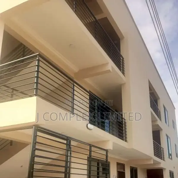 3bdrm Apartment in Airport Residential Area for sale in Airport Residential Area