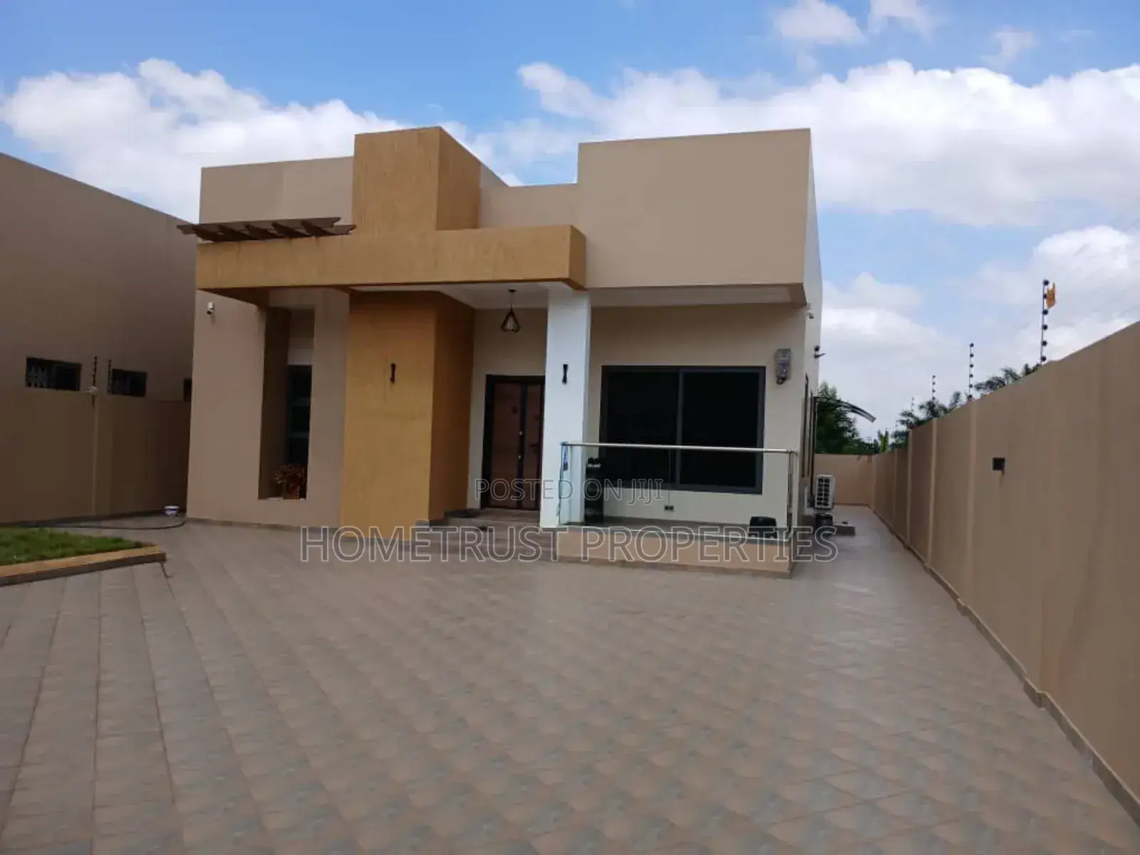3bdrm House in Hometrust Properties, Taifa-Burkina for sale in Taifa-Burkina