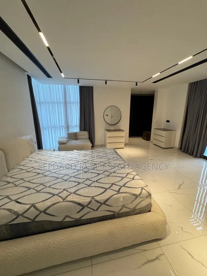 Furnished 5bdrm Mansion in Airport Residential Area for sale in Airport Residential Area