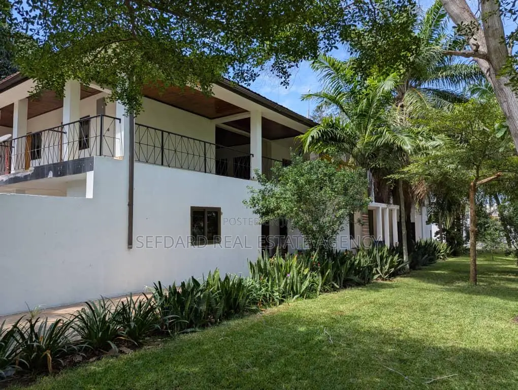 8bdrm House in Cantonments for rent in Cantonments