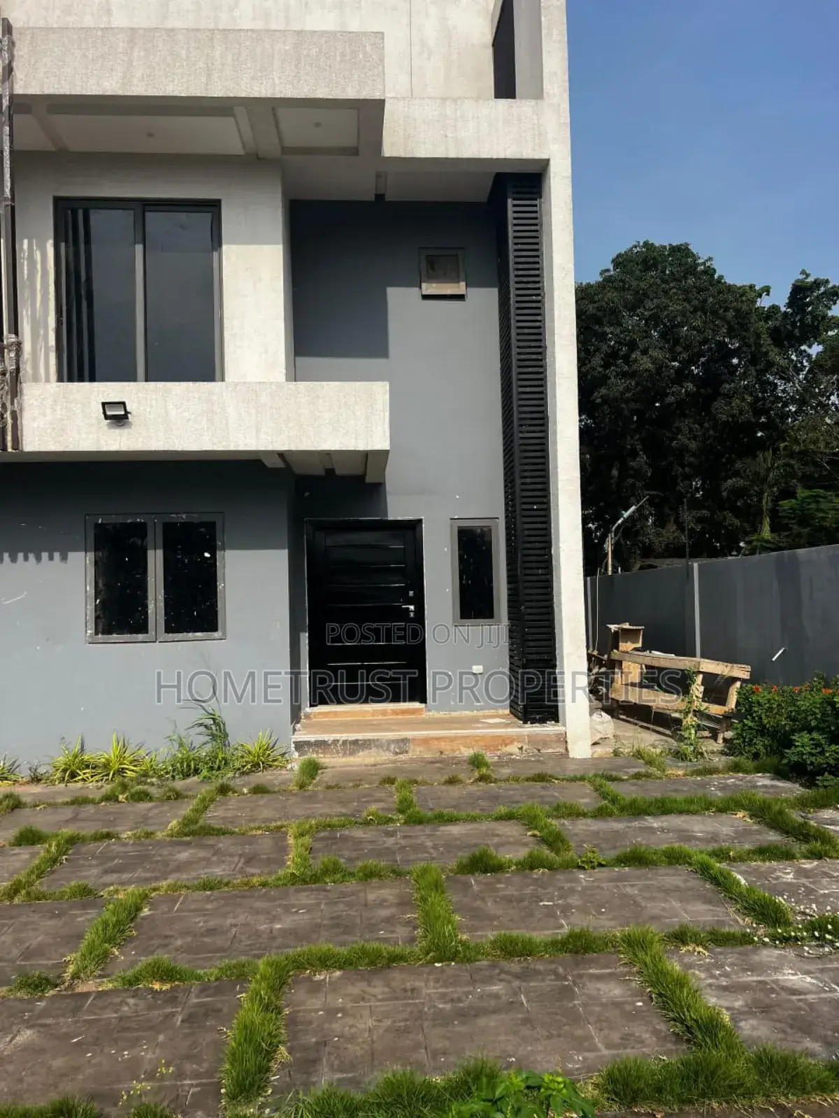 4bdrm Duplex in Hometrust Properties, Tesano for sale in Tesano