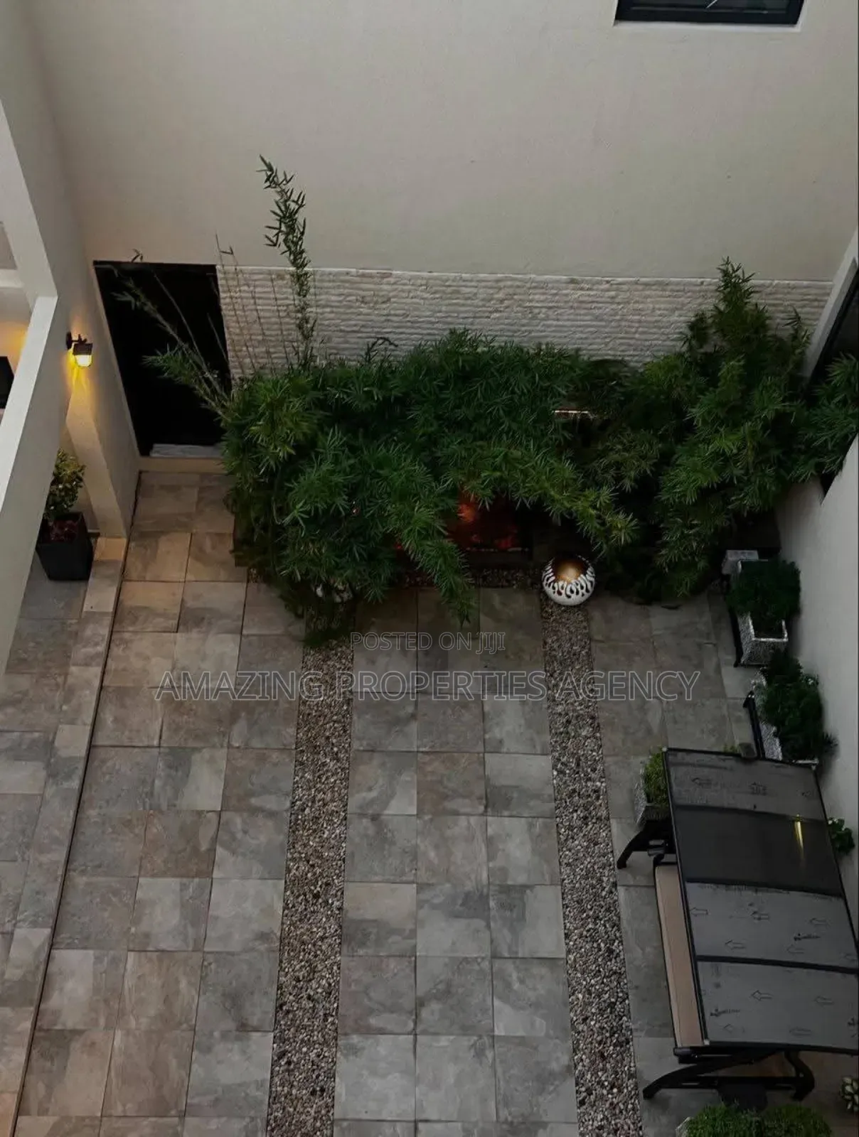 5bdrm House in East Airport for sale in Airport Residential Area