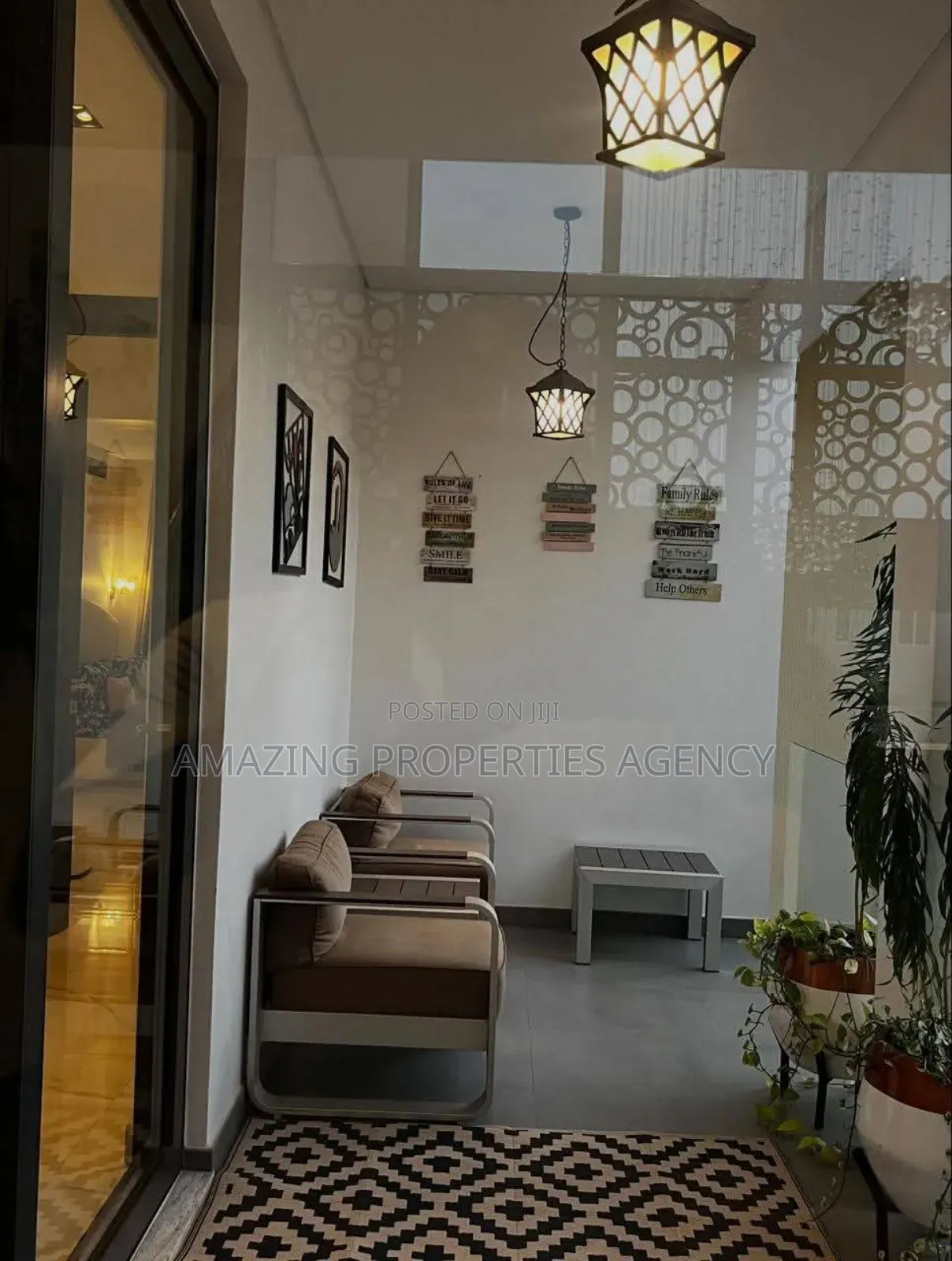 5bdrm House in East Airport for sale in Airport Residential Area