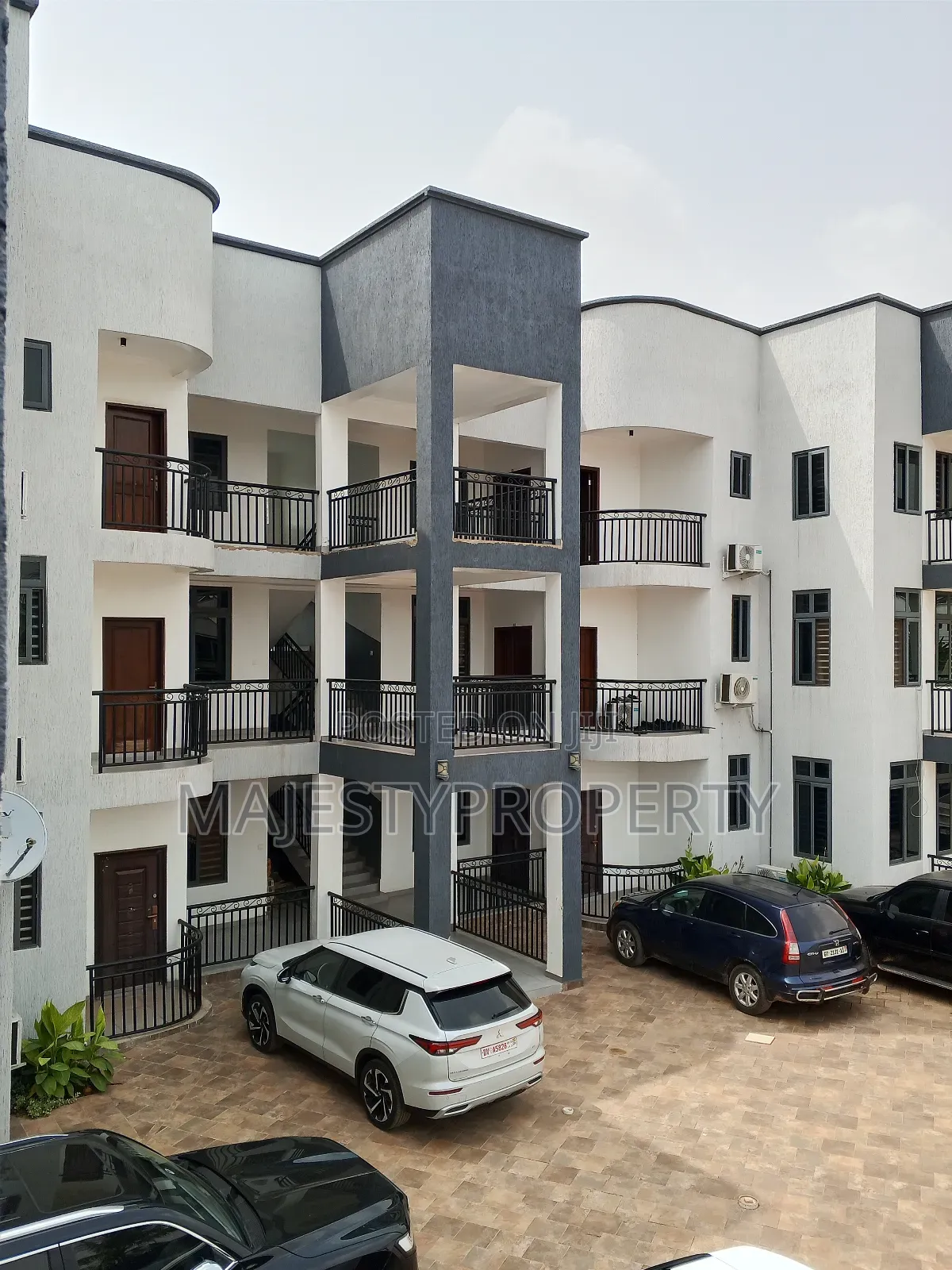 2bdrm Apartment in Botwe School for rent in School Junction