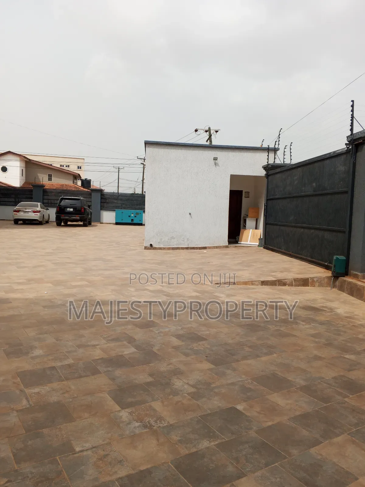 2bdrm Apartment in Botwe School for rent in School Junction