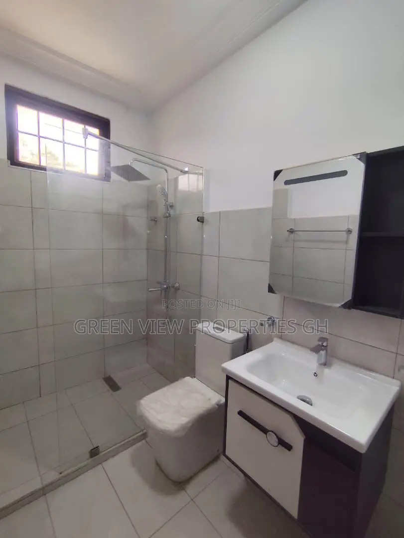 15 Bedroom House Commercial Property for Rent in Shopping Arcade Area