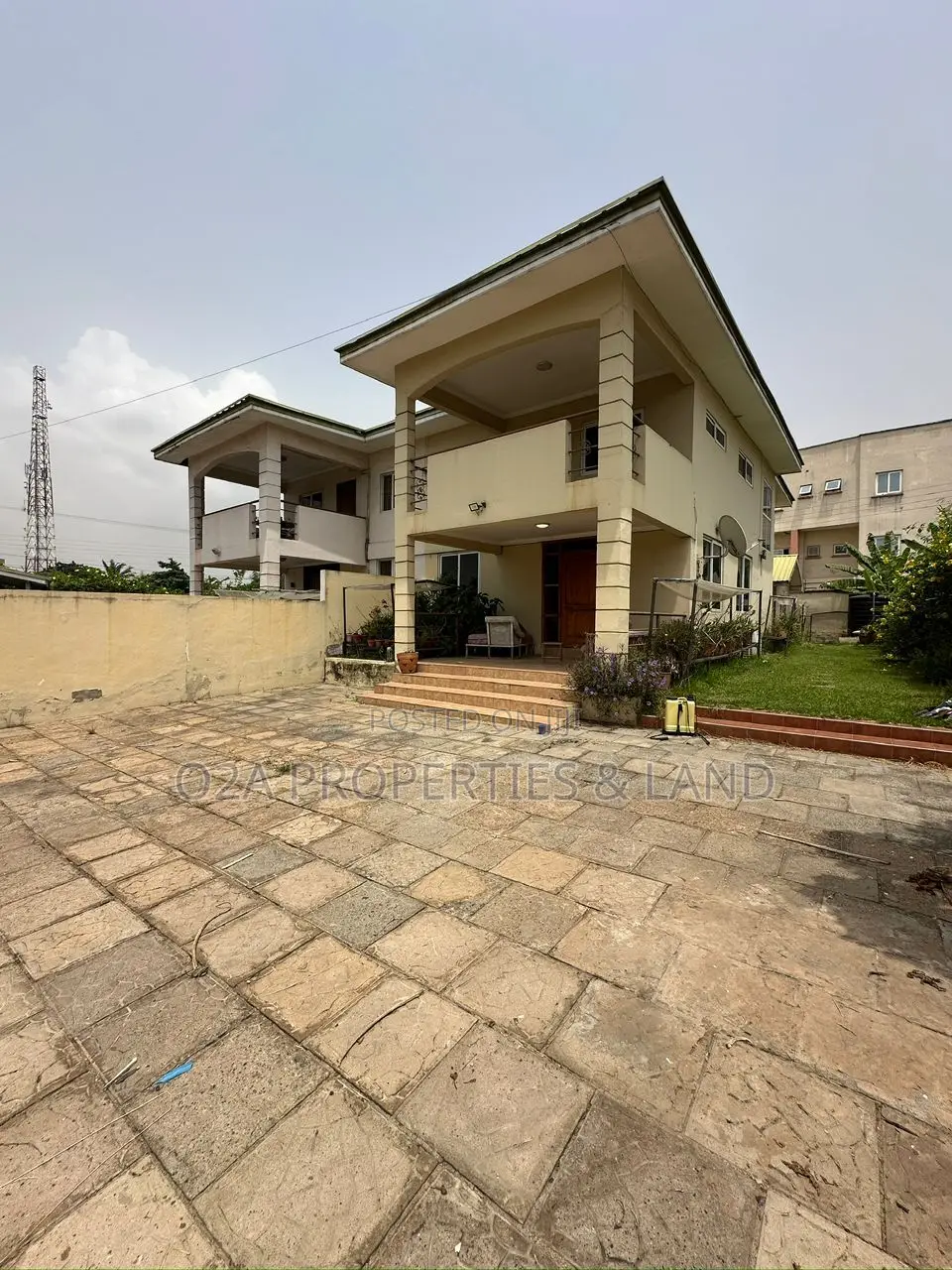 3bdrm House in Kanda, Accra Metropolitan for sale in Accra Metropolitan