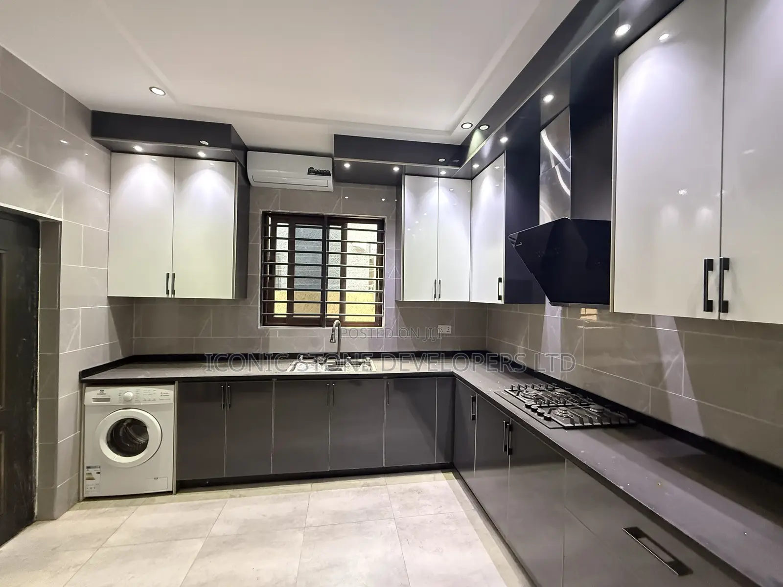 3bdrm House in Lakeside Estate for sale in Lake Side Estate