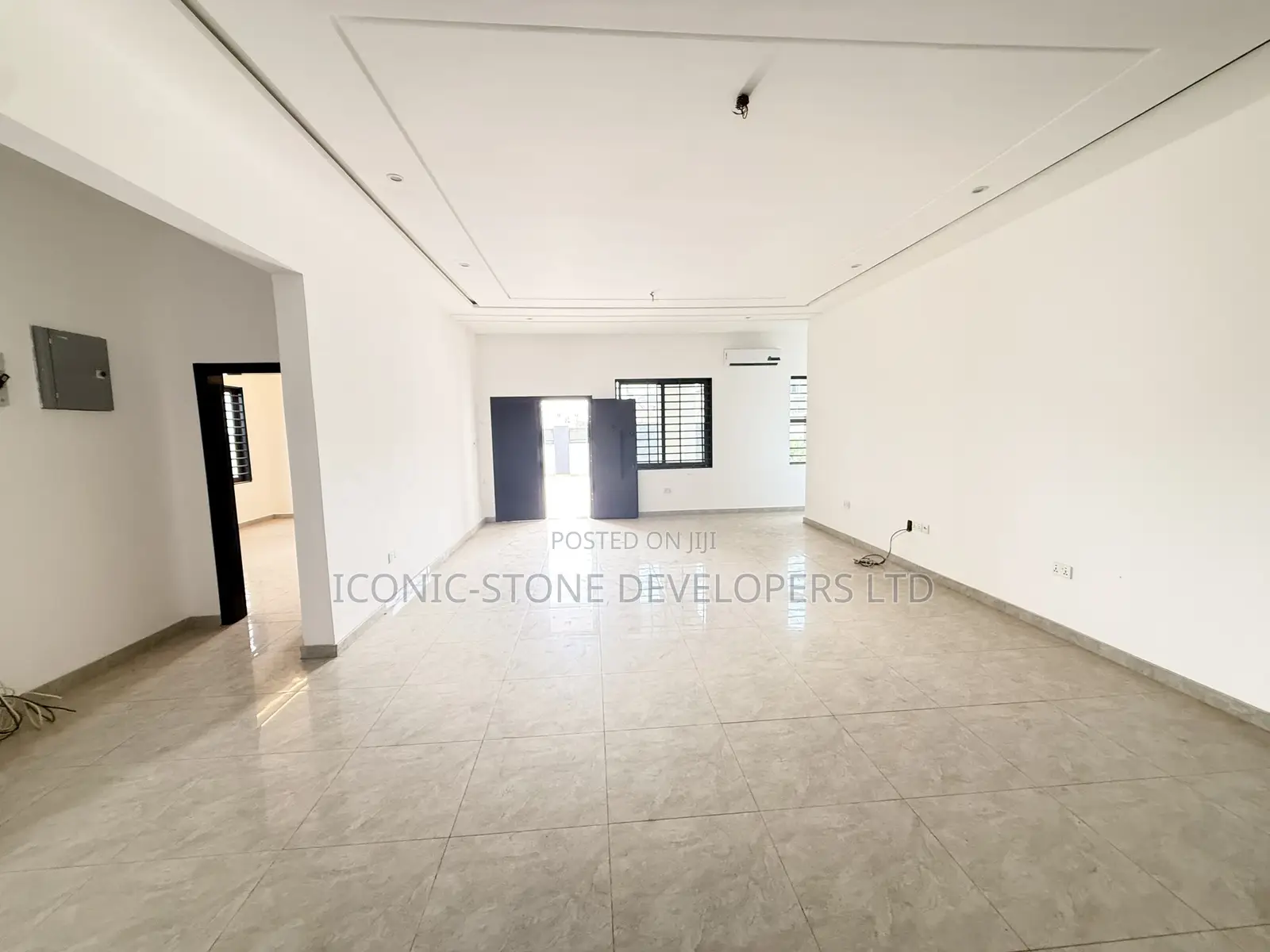 3bdrm House in Lakeside Estate for sale in Lake Side Estate