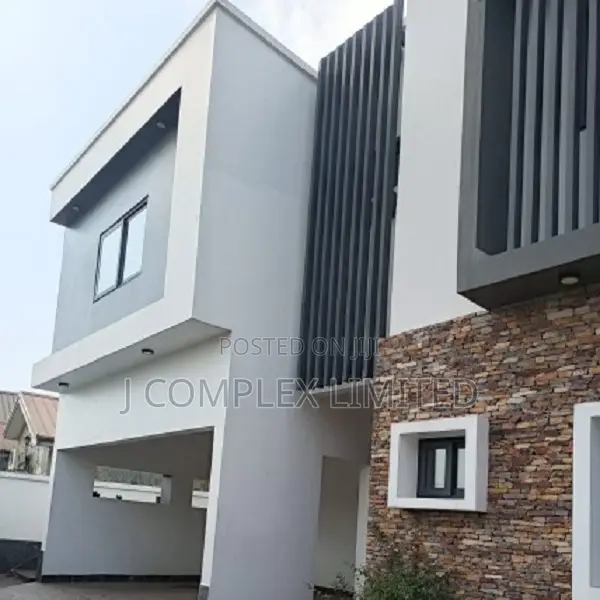 4bdrm House in Airport Residential Area for sale in Airport Residential Area