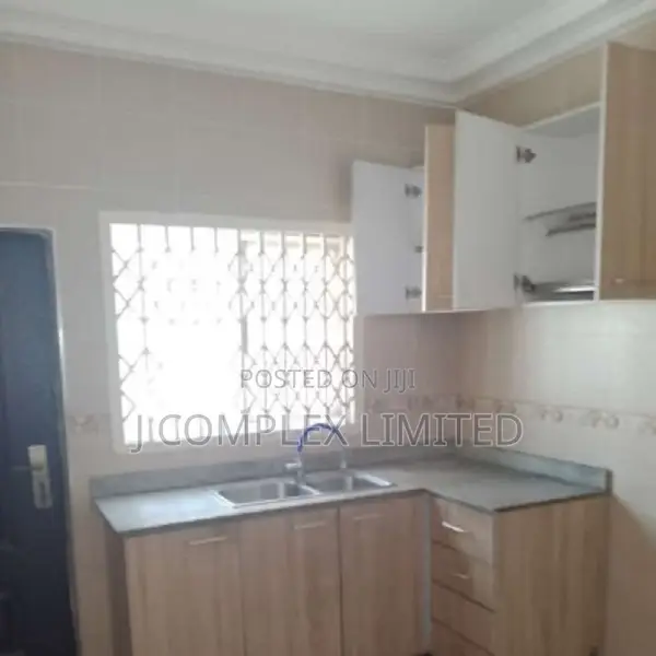 3bdrm House in Dzorwulu for sale in Dzorwulu