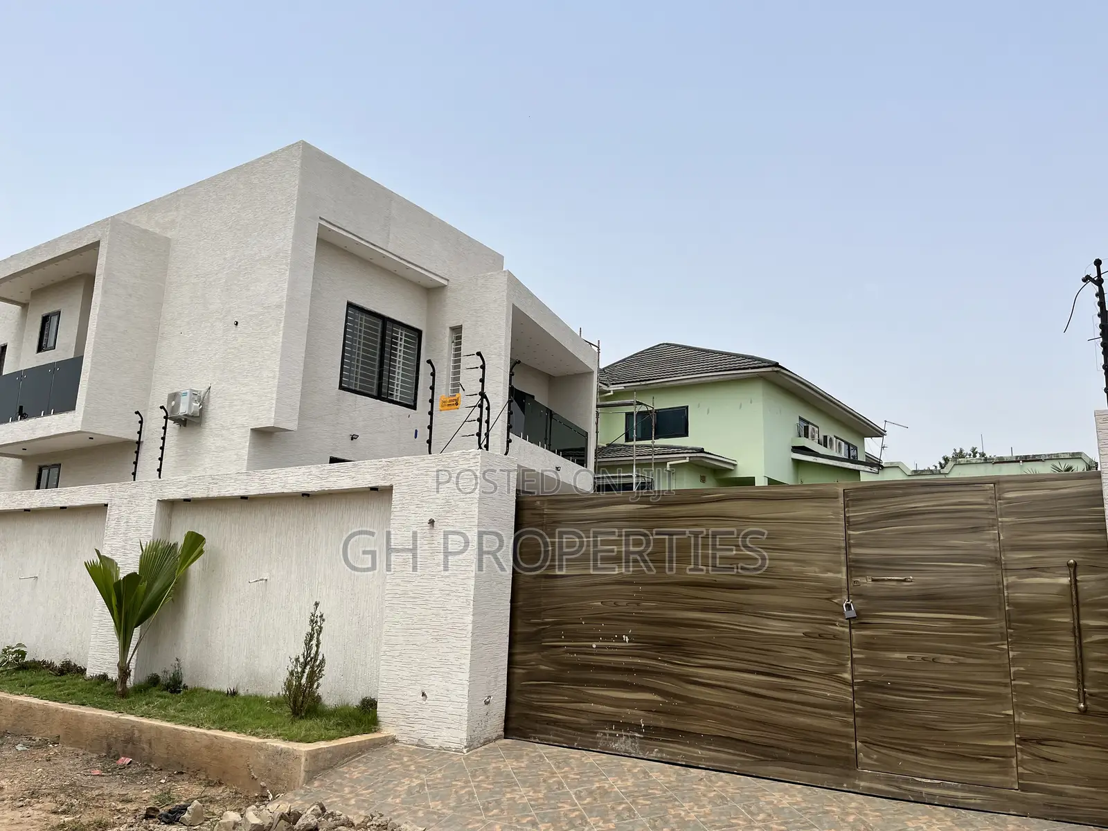 4bdrm Duplex in Daban., Kumasi Metropolitan for sale in Kumasi Metropolitan