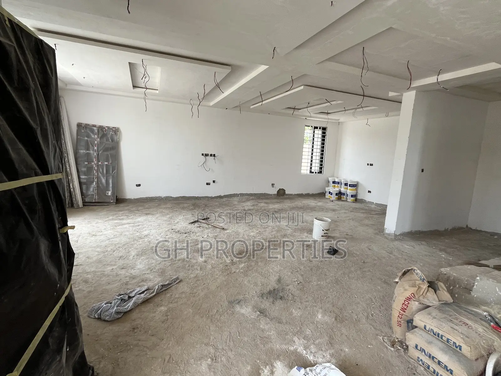 4bdrm Duplex in Daban, Kumasi Metropolitan for sale in Kumasi Metropolitan